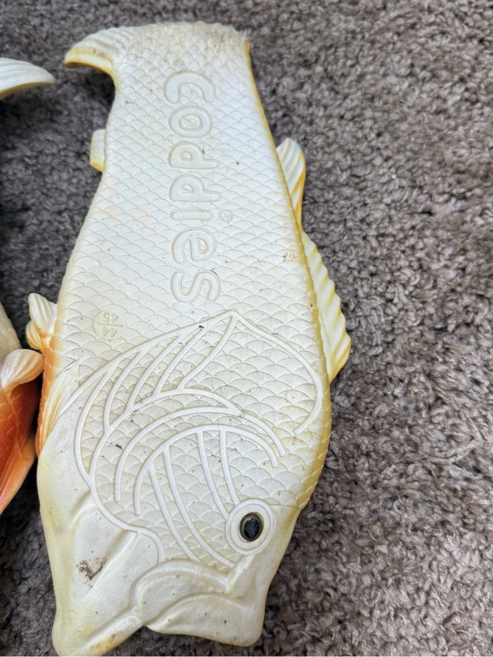 Men's Yellow Fish-Style Slip-On Sandals — Novelty Pool & Beach Flip-Flops